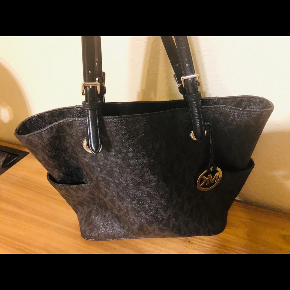Mk purse